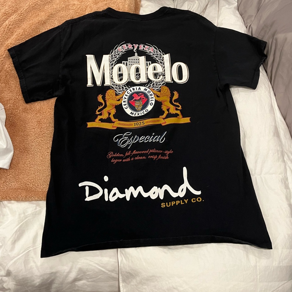 Diamond Black Modelo T-Shirt Medium